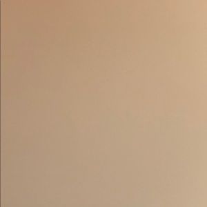 Meet your Posher, Milania